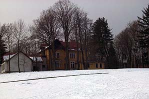 P0005586.jpg (16038 bytes)
