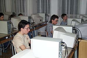 P0005624.jpg (14019 bytes)